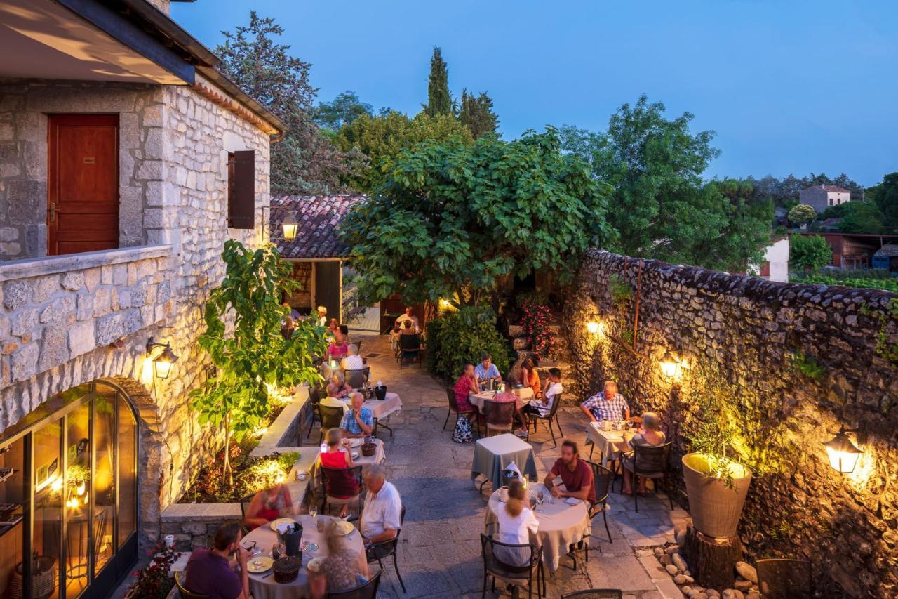 Logis Auberge Les Murets Hotel Restaurant Spa Chandolas Exteriér fotografie