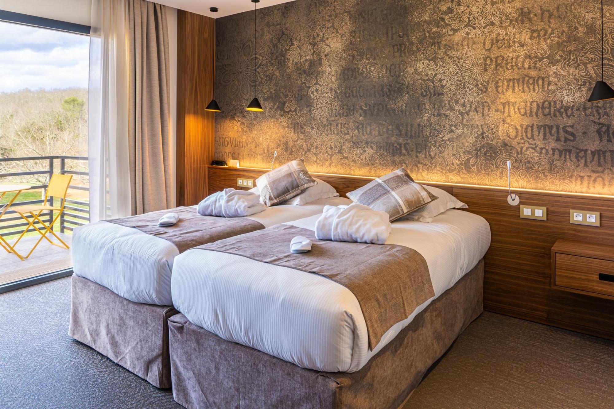 Logis Auberge Les Murets Hotel Restaurant Spa Chandolas Exteriér fotografie