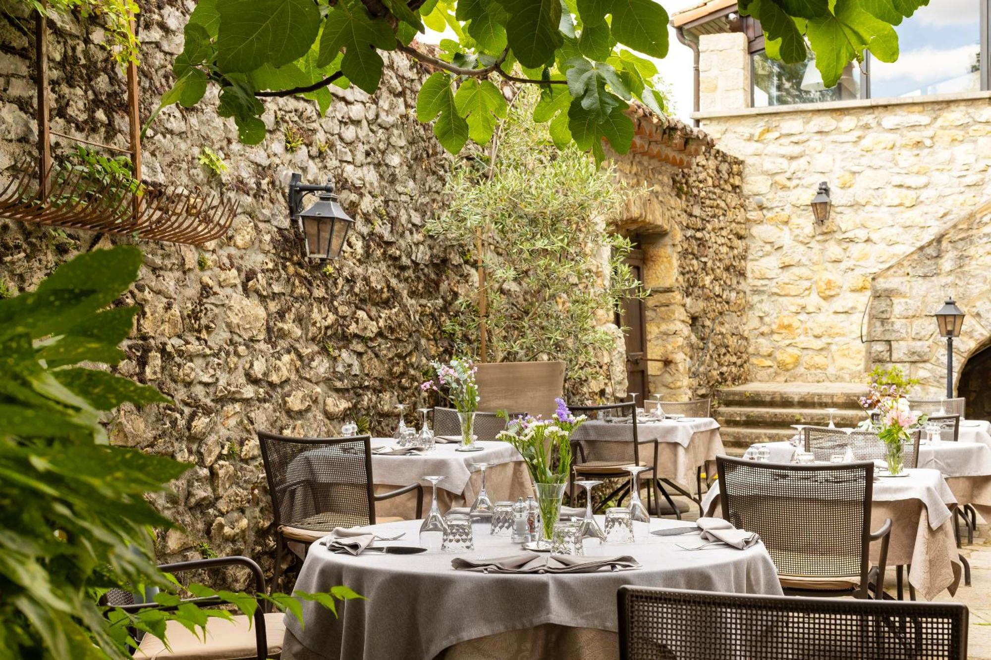 Logis Auberge Les Murets Hotel Restaurant Spa Chandolas Exteriér fotografie